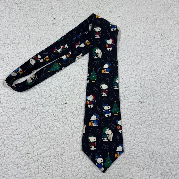 Snoopy and Friends PEANUTS Mens 100% Silk Neck Tie Christmas - Picture 1 of 5
